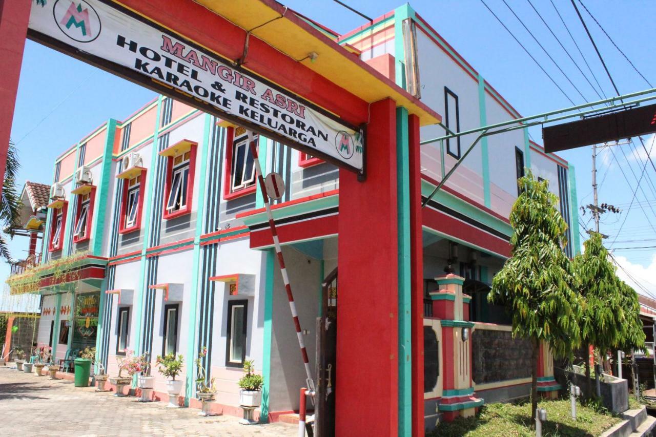 Penginapan Hotel Mangir Asri Giaoag Екстер'єр фото