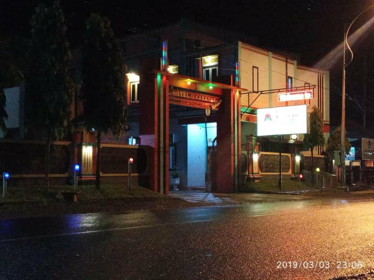 Penginapan Hotel Mangir Asri Giaoag Екстер'єр фото